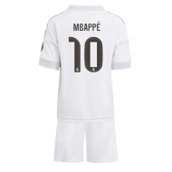 Real Madrid Kylian Mbappe #10 Domáci Detský futbalový dres 2025-26 Krátky Rukáv (+ trenírky)
